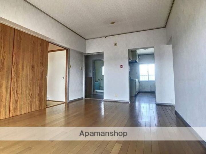 リズム綾羅木B301の居間