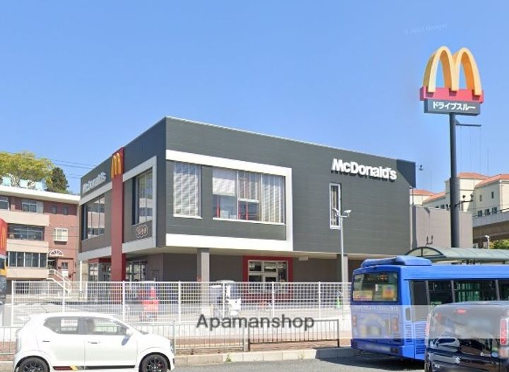 元町アパート205の周辺