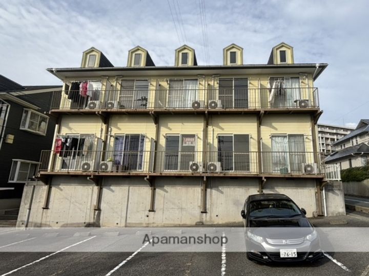 山口県下関市熊野町2丁目の賃貸アパート205の外観