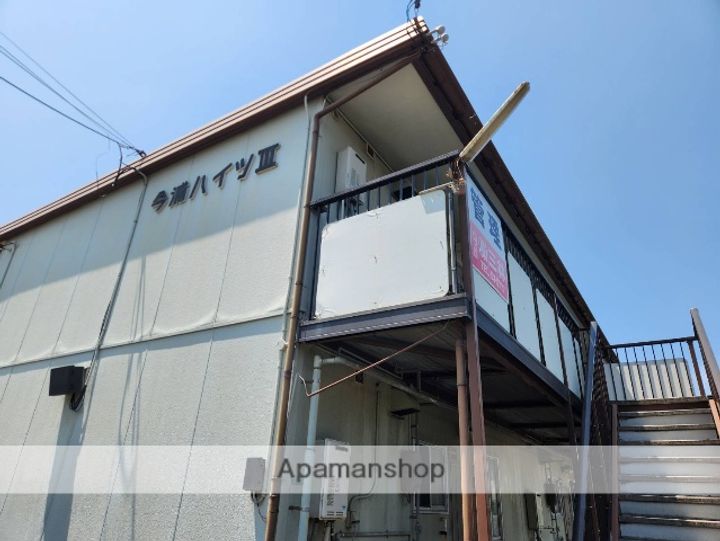 山口県下関市富任町3丁目の賃貸アパート201の外観