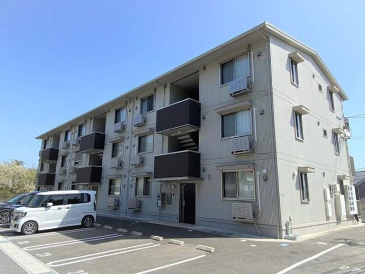 オッツセンチュリー長府 B棟の外観