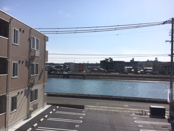 グローリア コートの内装