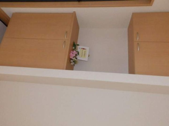 フローレンス市原の玄関