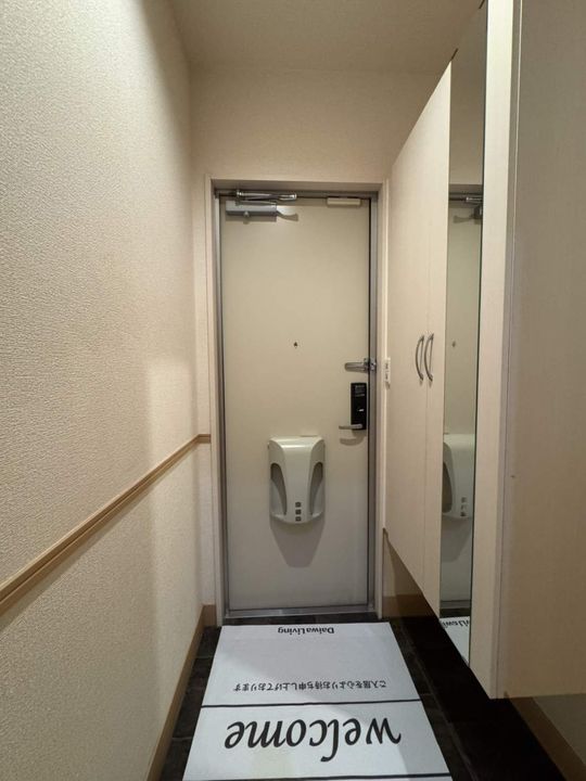 ヴィルセイン椋野 A棟の玄関