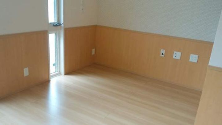 アイクレスト下関駅の居間