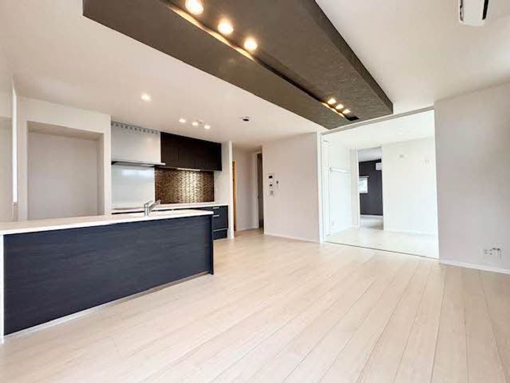 コンフォートベレオ侍町の居間