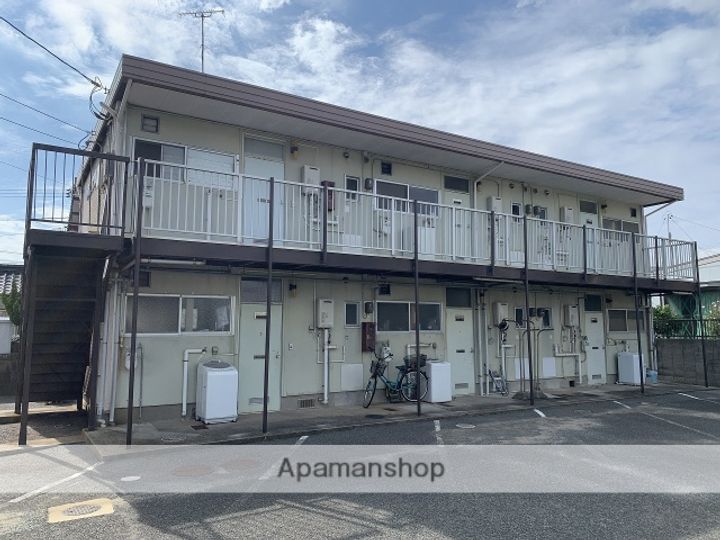 今浦ハイツⅡの外観