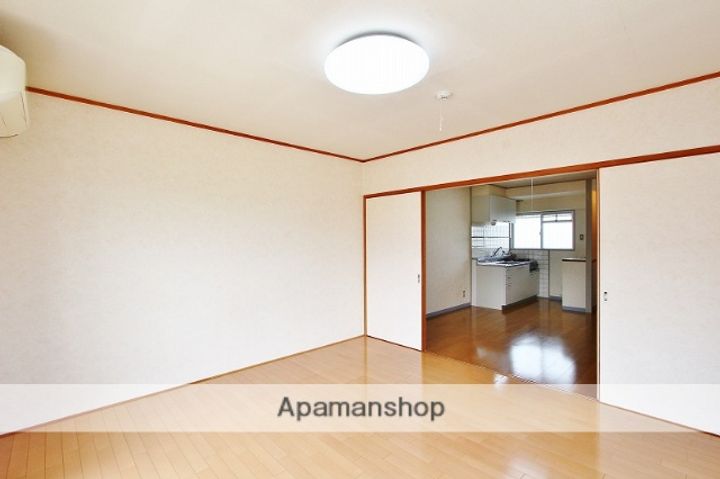 南島田コーポの内装