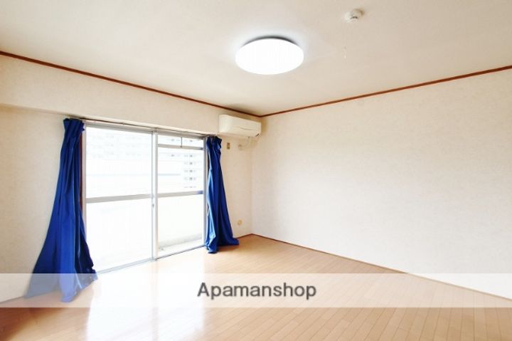 南島田コーポの内装