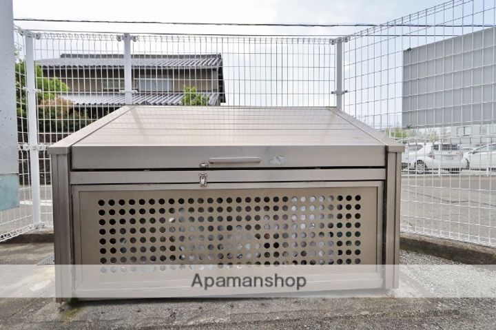 フレンチェスデンのその他画像