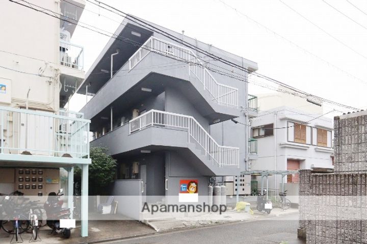 レジデンス城山203の外観