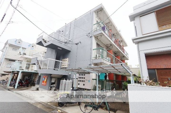 レジデンス城山203の外観