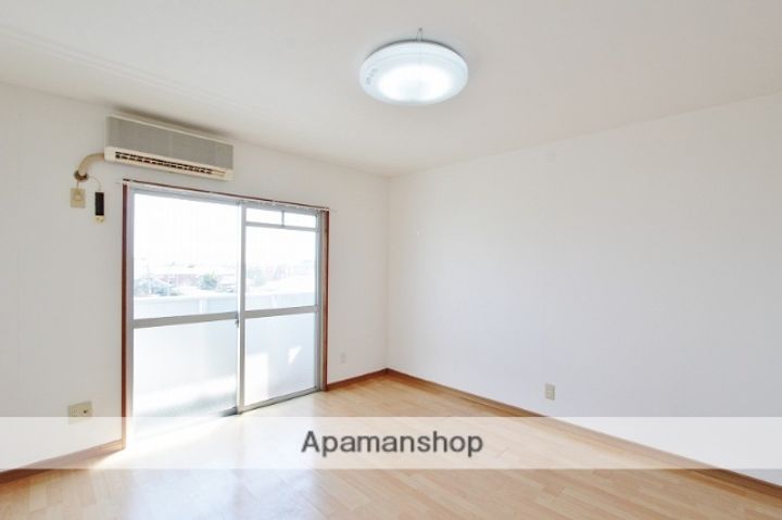 シエル川内の居間