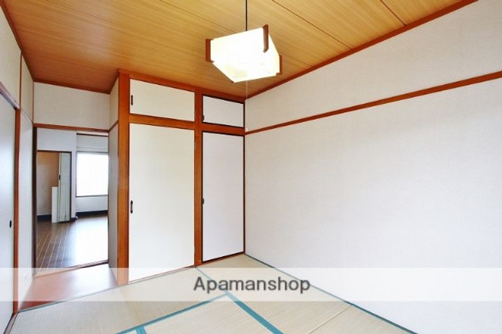 啓ビル201の内装