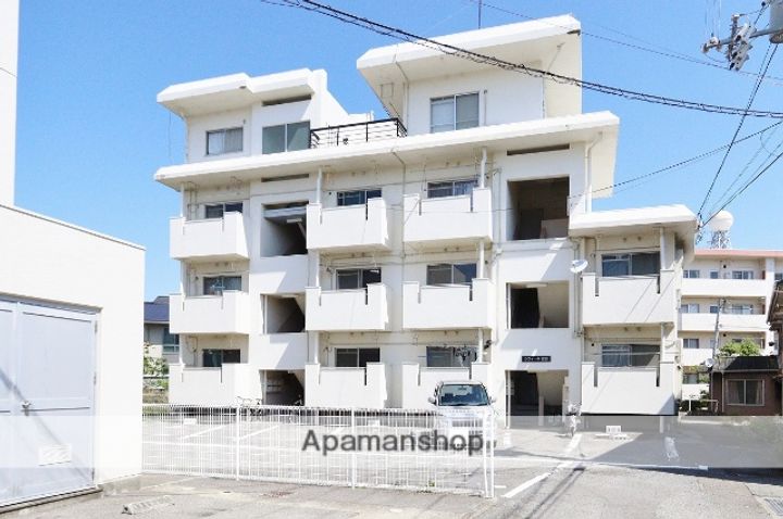 ラ・フィーネ住吉302の外観