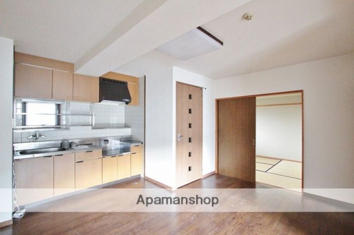 寺内マンション3の居間