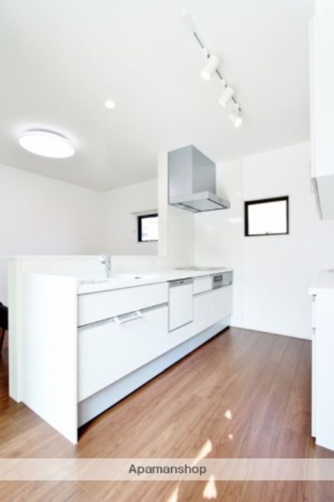 徳島県小松島市小松島町字北浜(一戸建)の賃貸物件戸建てのキッチン