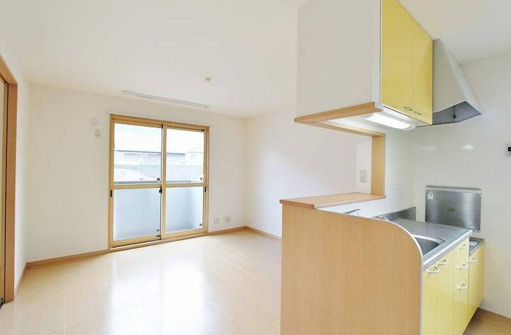 フェスティ佐古 A棟の居間