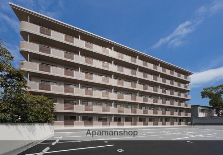 グランドパインドゥの外観