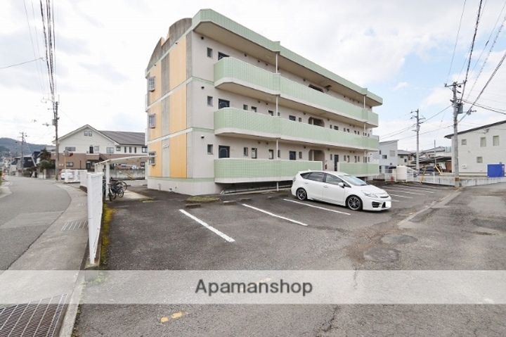 モワ・ジュールの外観