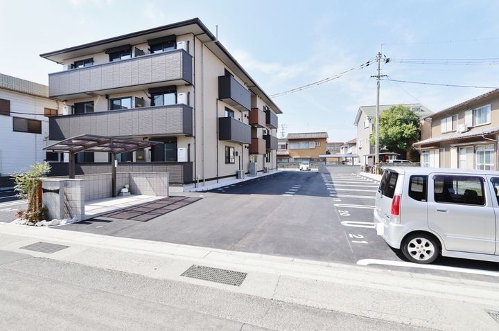 ヒーローキングダムの外観