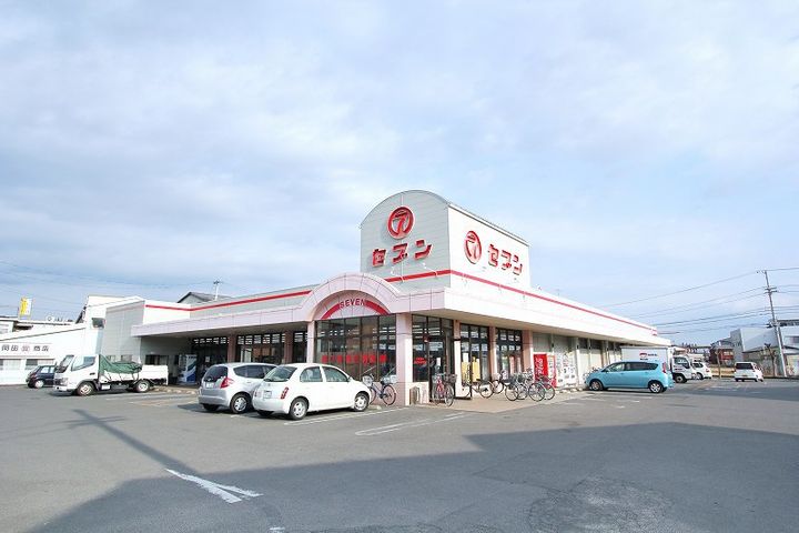 ヒーローキングダムの周辺