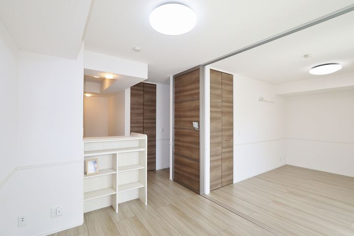 ミルキー住吉の居間