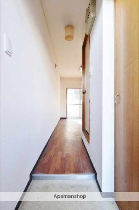 プチメゾン南佐古102の玄関