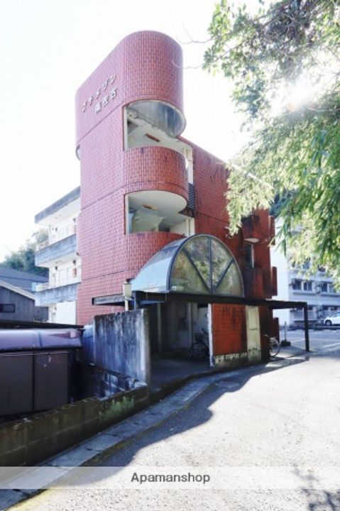 プチメゾン南佐古102の外観