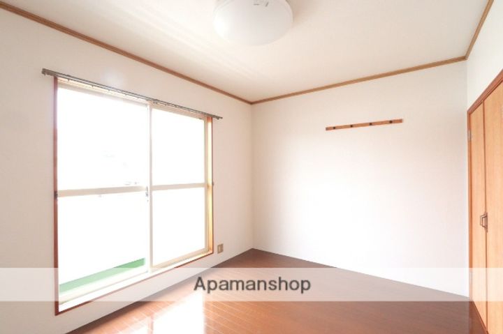 ハイツしらゆりの内装