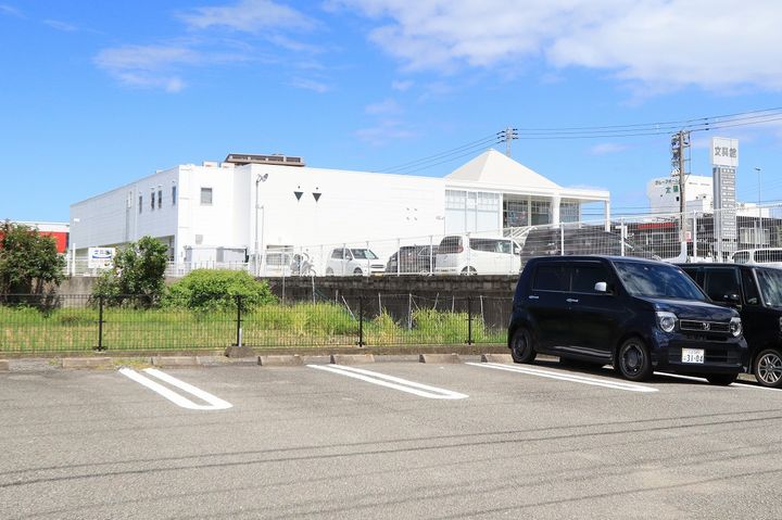 サンセール問屋町IIの周辺