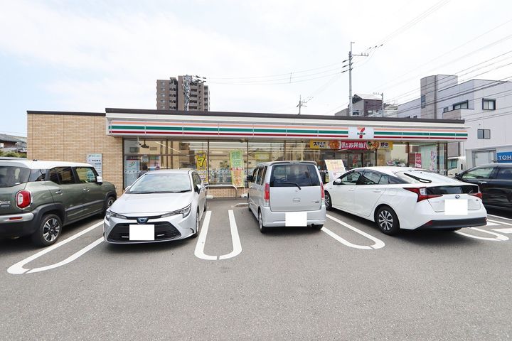 パインヴィレッジの周辺