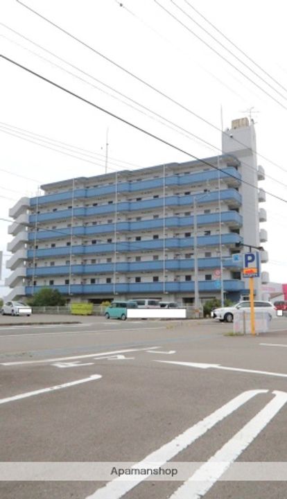 パールメゾン松茂の外観