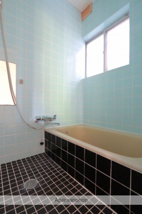 徳島県徳島市助任本町4丁目(一戸建)の賃貸物件の風呂