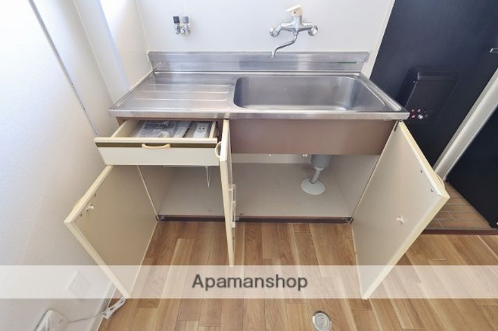 ロイヤルグレイスコーポ浅野302の内装