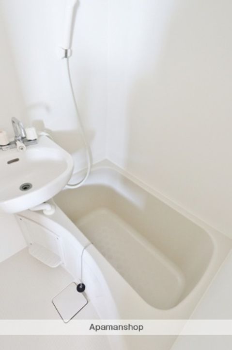 ロイヤルグレイスコーポ浅野302の風呂