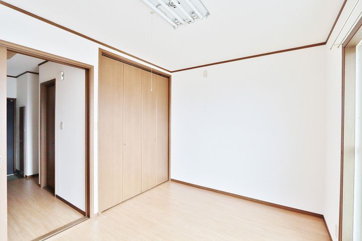 エクセレントクリア12号の居間