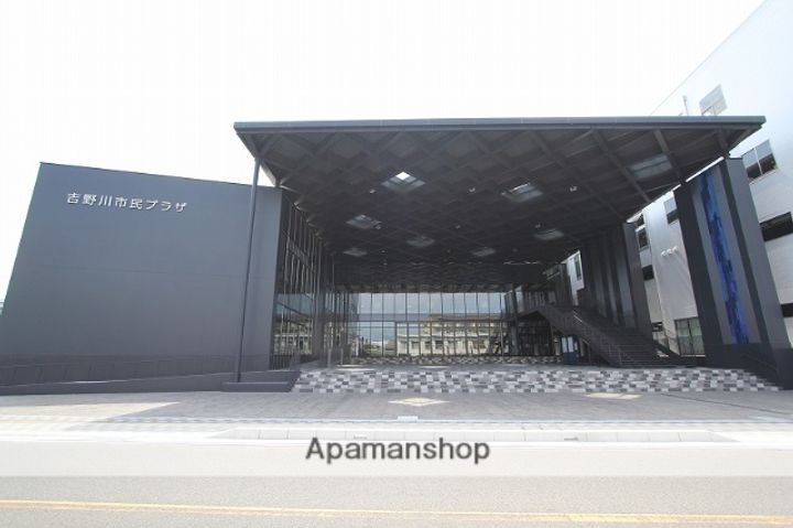 徳島県吉野川市鴨島町上下島の賃貸マンションの周辺