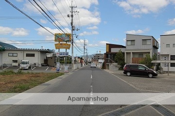 徳島県吉野川市鴨島町上下島の賃貸マンションの周辺