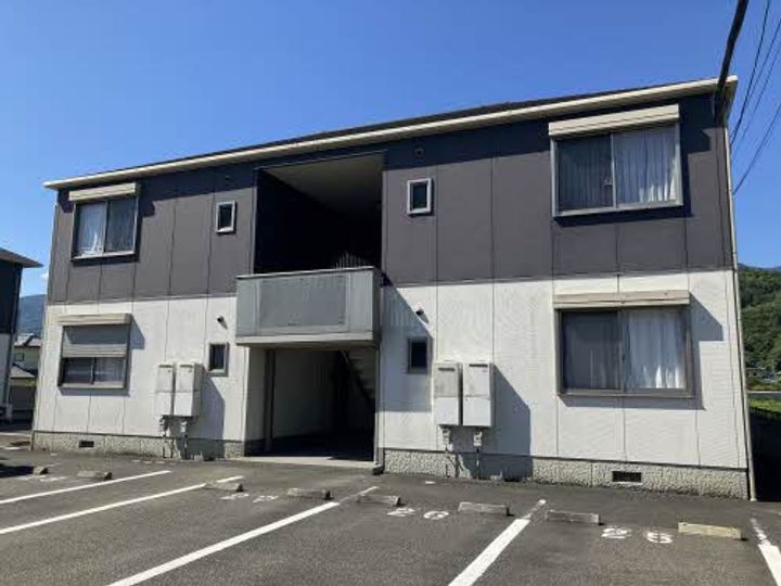 シャーメゾンソレイユ D棟の外観