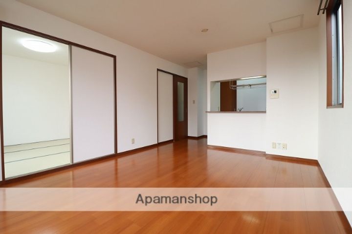 ラネージュⅠⅡⅠ-201の居間