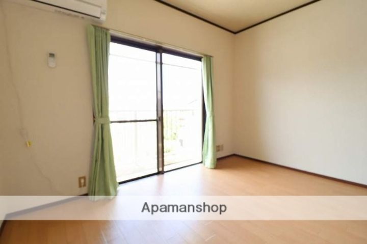 ダイエイハイツ302の居間