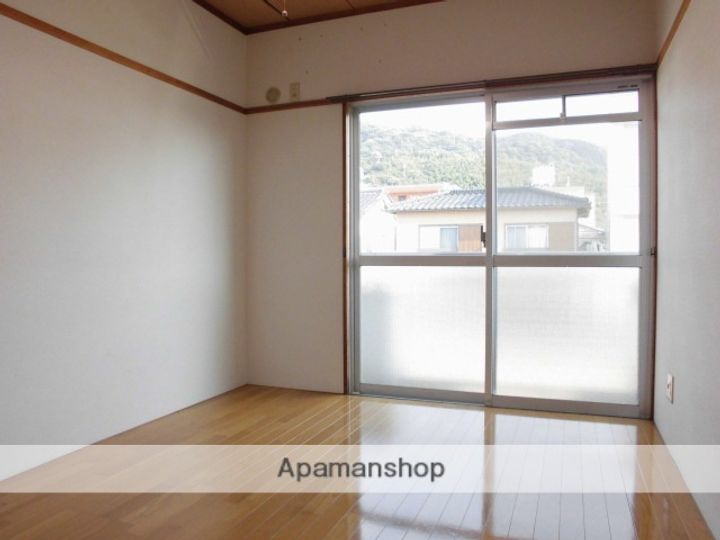 メゾンSATO101の居間