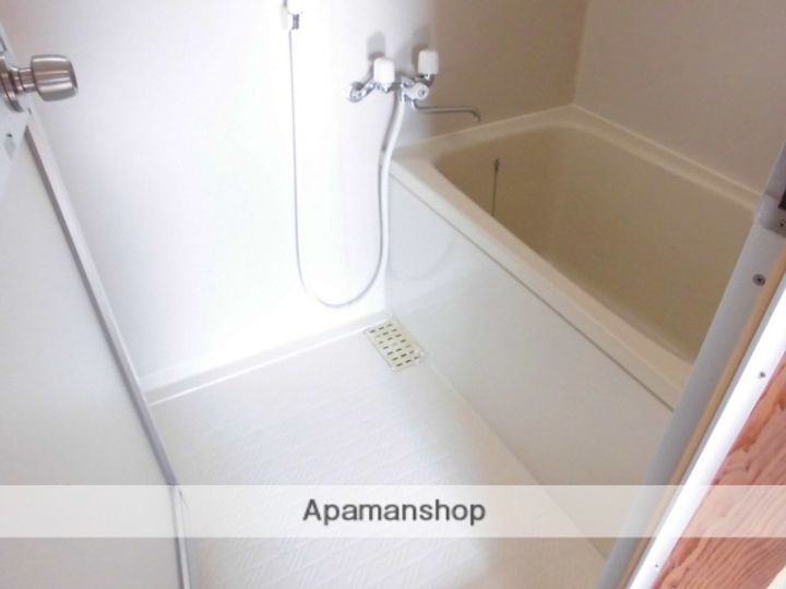 メゾンSATO101の風呂