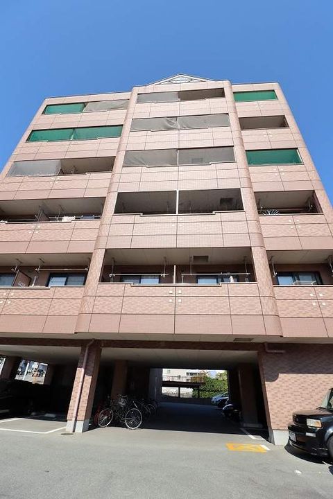 パークヒルズ庄町の外観