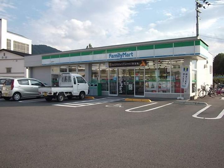 ビレッジハウス名東1号棟の周辺