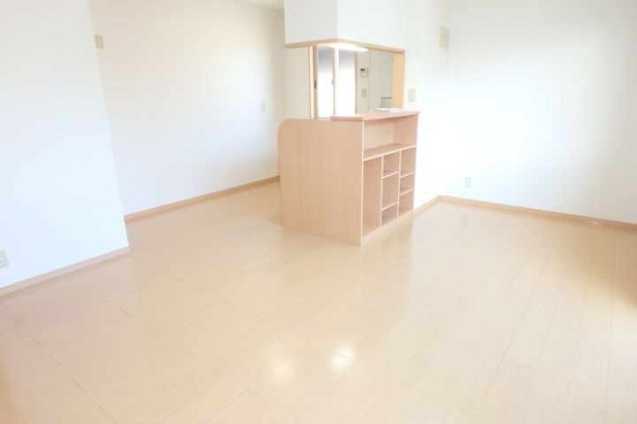 ウィルコート A棟の居間