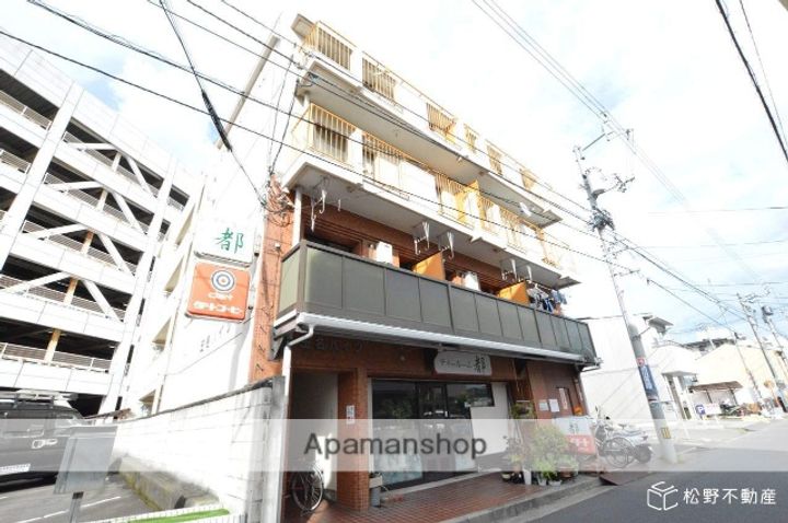 玉名ハイツ303の外観