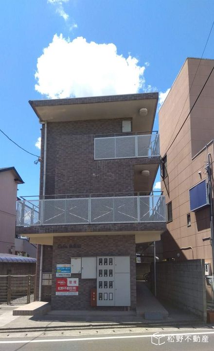 カーサ仏生山303の外観