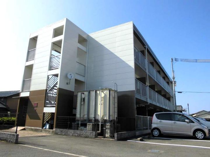 レオパレス川添106の外観